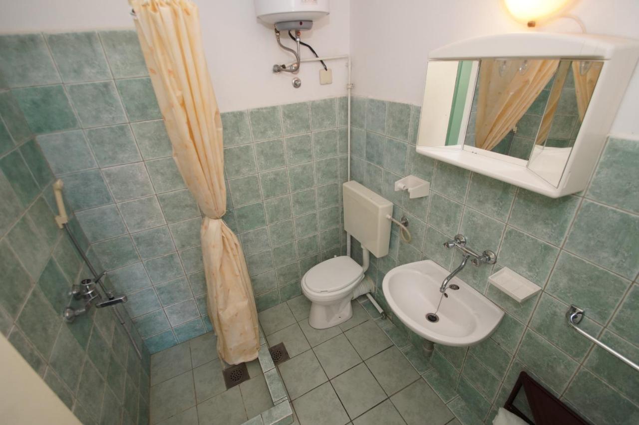 Apartments By The Sea Zavalatica, Korcula - 247 外观 照片